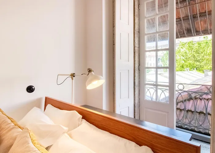 Lovelystay - Dirk Almada 3º T