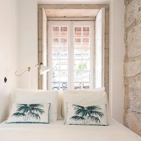 Lovelystay - Dirk Almada 3º T
