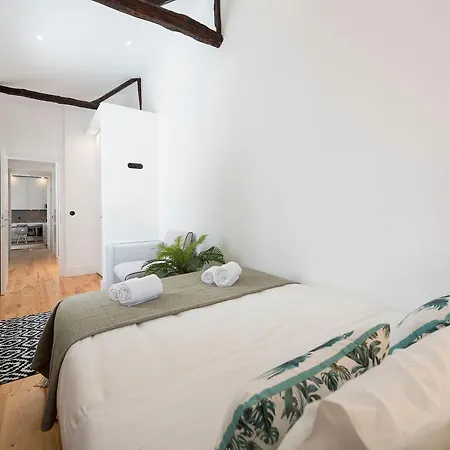 Lovelystay - Dirk Almada 3º T Apartment Porto