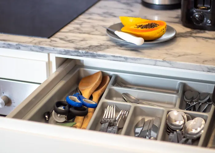 Lovelystay - Dirk Almada 3º T *