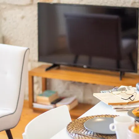 アパート Lovelystay - Dirk Almada 3º T