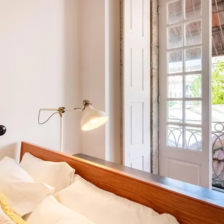 Lovelystay - Dirk Almada 3º T